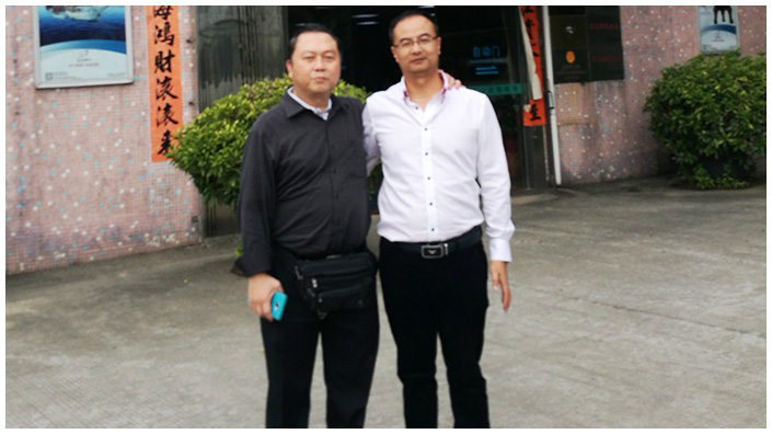  伊豪“信譽(yù)求發(fā)展，服務(wù)見(jiàn)真情